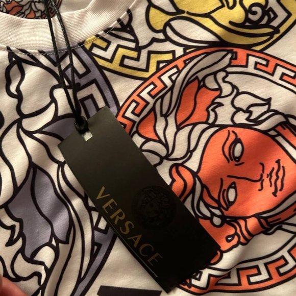 VERSACE medusa T-shirt *SALE* - Picture 4 of 6